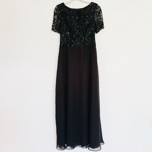 NWT Chiffon Lace Formal Dress